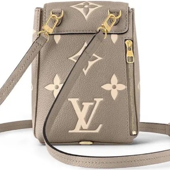 Expedited Host Access + Posh Tips + Inventory - Sick of Being on The Waitlist? - Picture 11 of 16